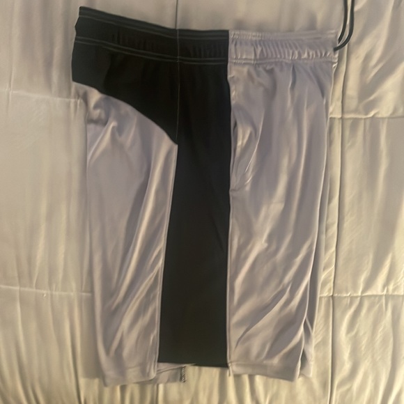 Grey Reebok Shorts - Picture 4 of 8